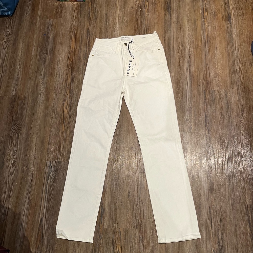 NWT FRAME DENIEM white jeans size 28